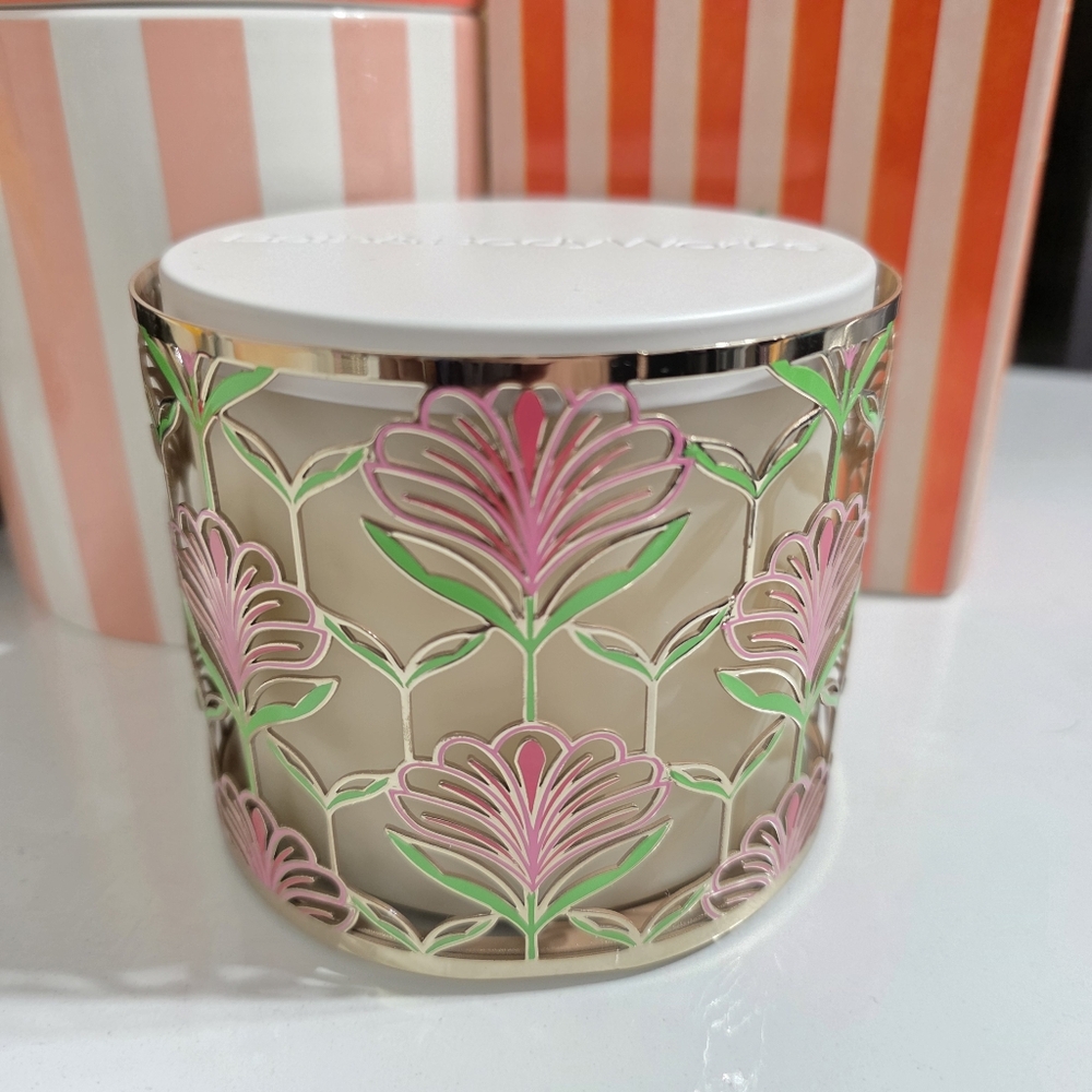 Bath & Body Works Pink Lotus Flower & Green Leaf Metal 3 Wick Candle Holder NEW - Picture 5 of 9